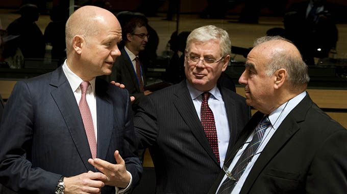 Πρόσωπο συνομιλία συνεργάτης σας